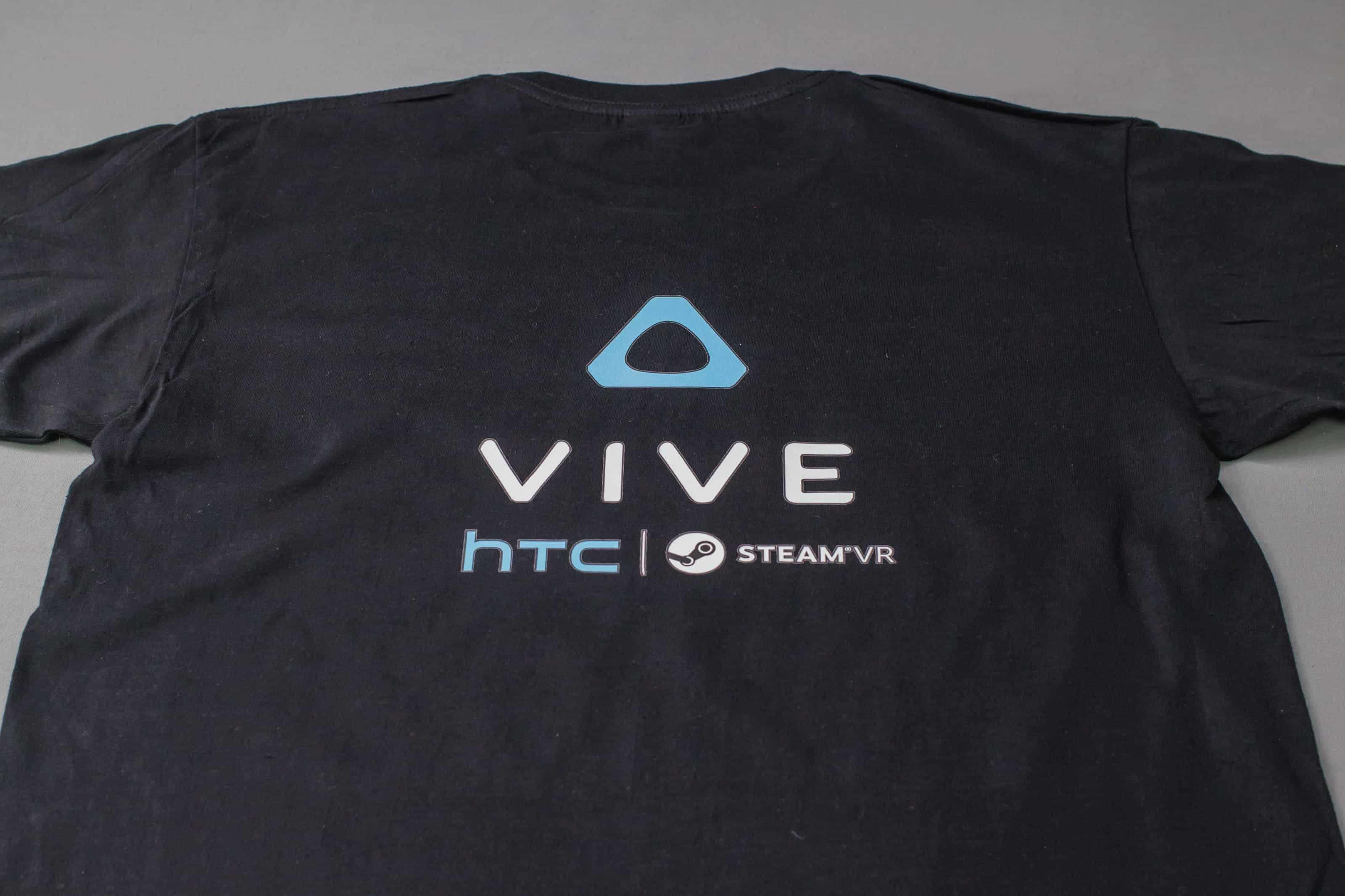 客製化T恤-HTC VIVE VR 工作服的第3張圖(客製化公司制服、班服製作、團體服製作等示意或作品圖)