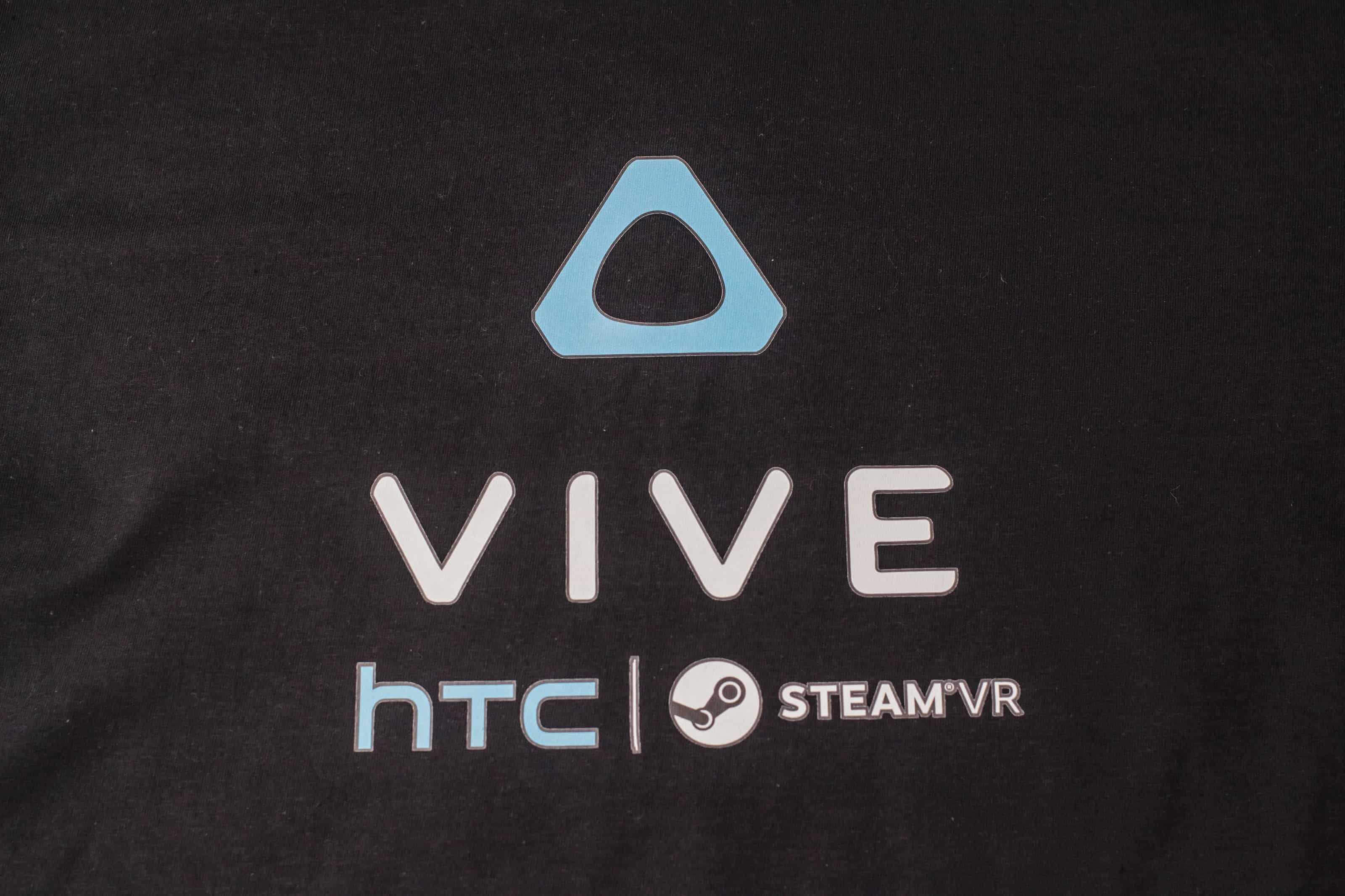 客製化T恤-HTC VIVE VR 工作服的第4張圖(客製化公司制服、班服製作、團體服製作等示意或作品圖)