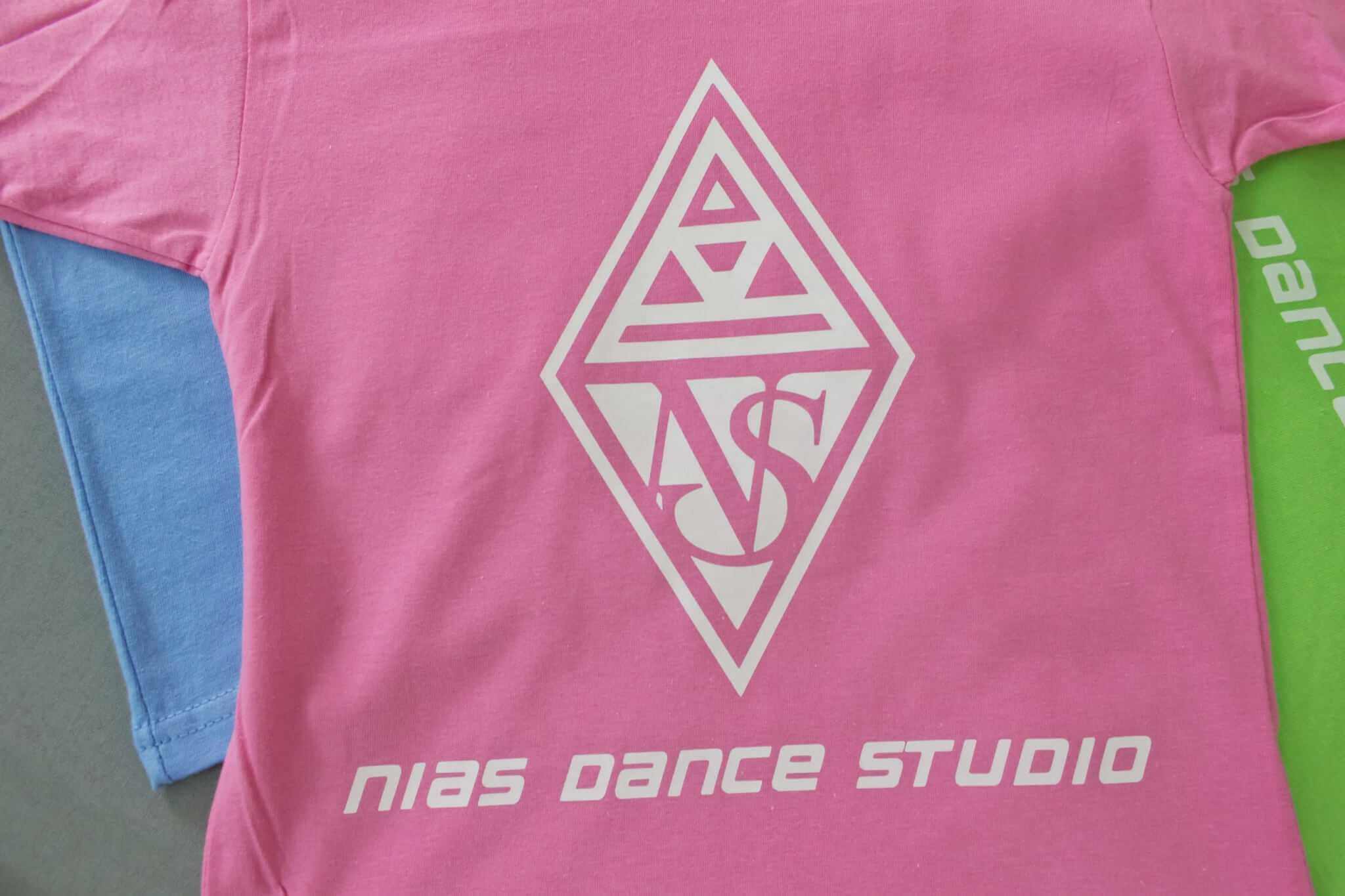 客製化T恤- 尼亞斯(NIAS DANCE) 的第2張圖(客製化公司制服、班服製作、團體服製作等示意或作品圖)