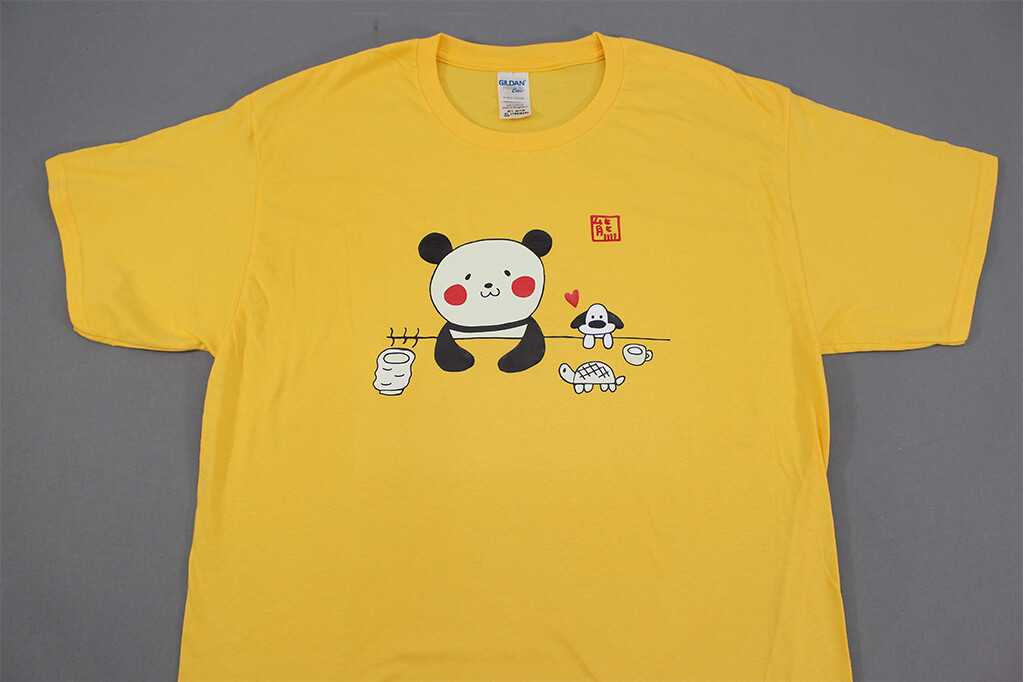 客製化T恤- 可愛熊貓 客製化T恤的第1張圖(客製化公司制服、班服製作、團體服製作等示意或作品圖)