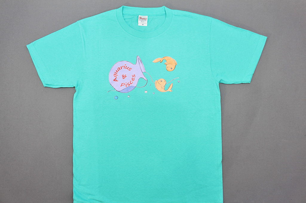 客製化T恤- 水瓶爸 雙魚媽 親子裝的第4張圖(客製化公司制服、班服製作、團體服製作等示意或作品圖)