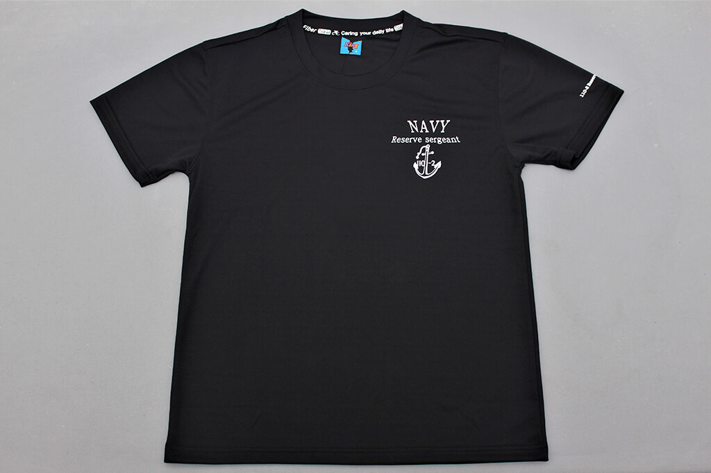 客製化圓領排汗衫:海軍兵役處的第1張圖(客製化公司制服、班服製作、團體服製作等示意或作品圖)