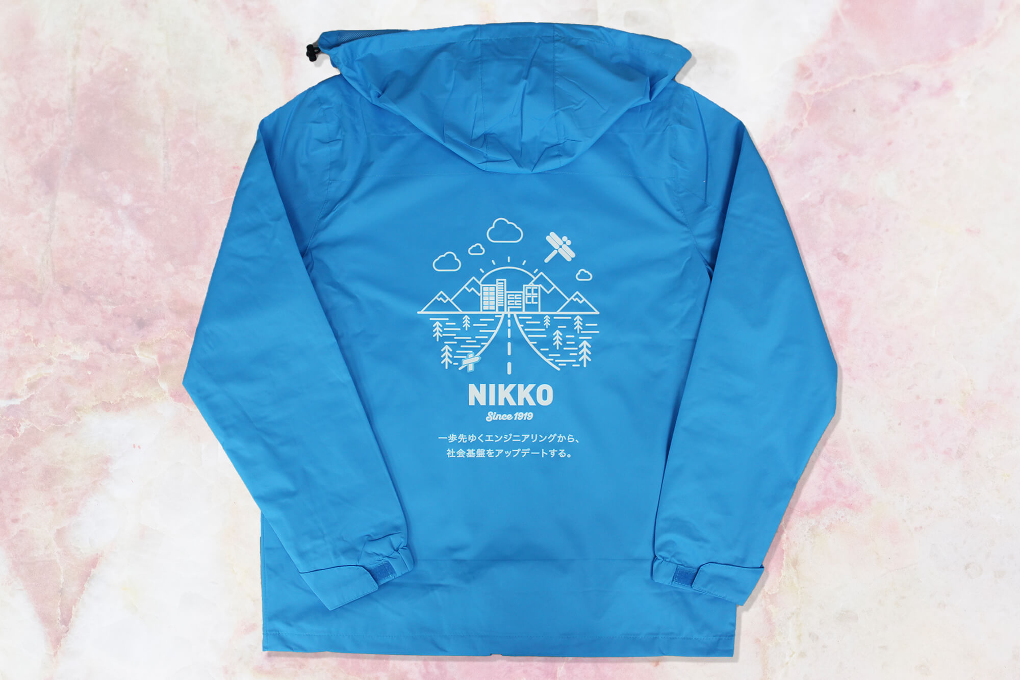 客製化防風外套:個人創作的第3張圖(客製化公司制服、班服製作、團體服製作等示意或作品圖)