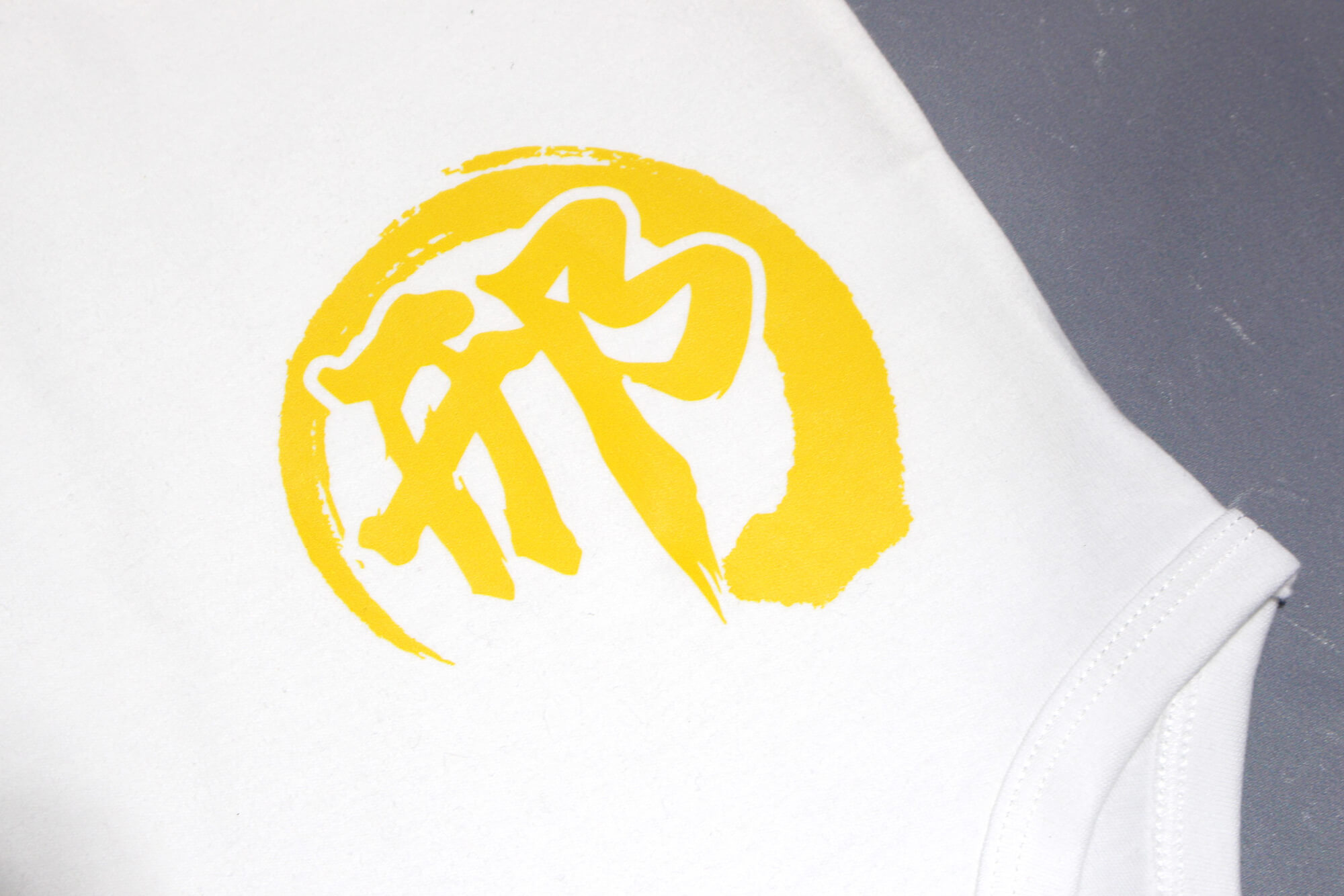 客製化包屁衣:個人創作(煙的感覺)的第2張圖 客製化包屁衣:個人創作(煙的感覺)的第2張圖